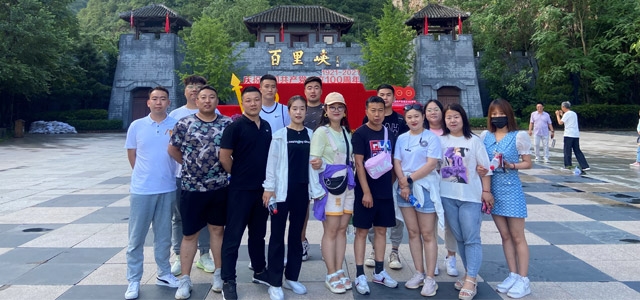 穿越峽谷-高山漂流-巖洞探秘，我們一起嗨翻7月